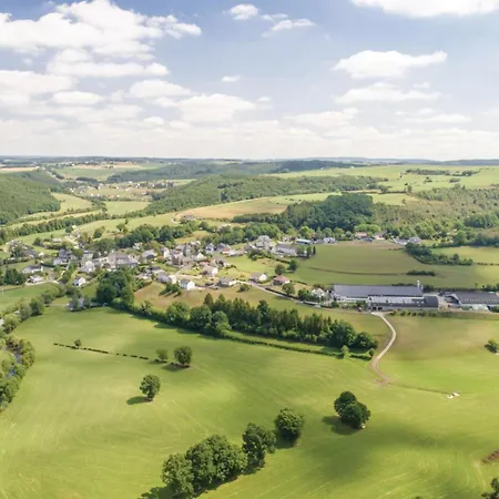 Haus Engel-uriel 度假居 *